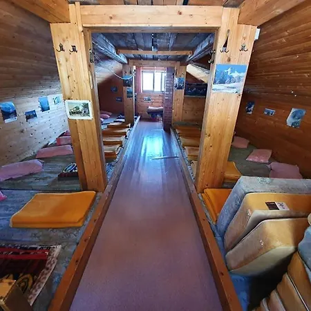 Hostel Zavetisce Pod Spicko *
