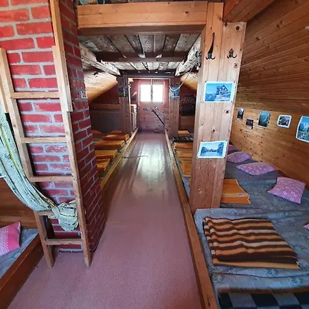 Hostel Zavetisce Pod Spicko *